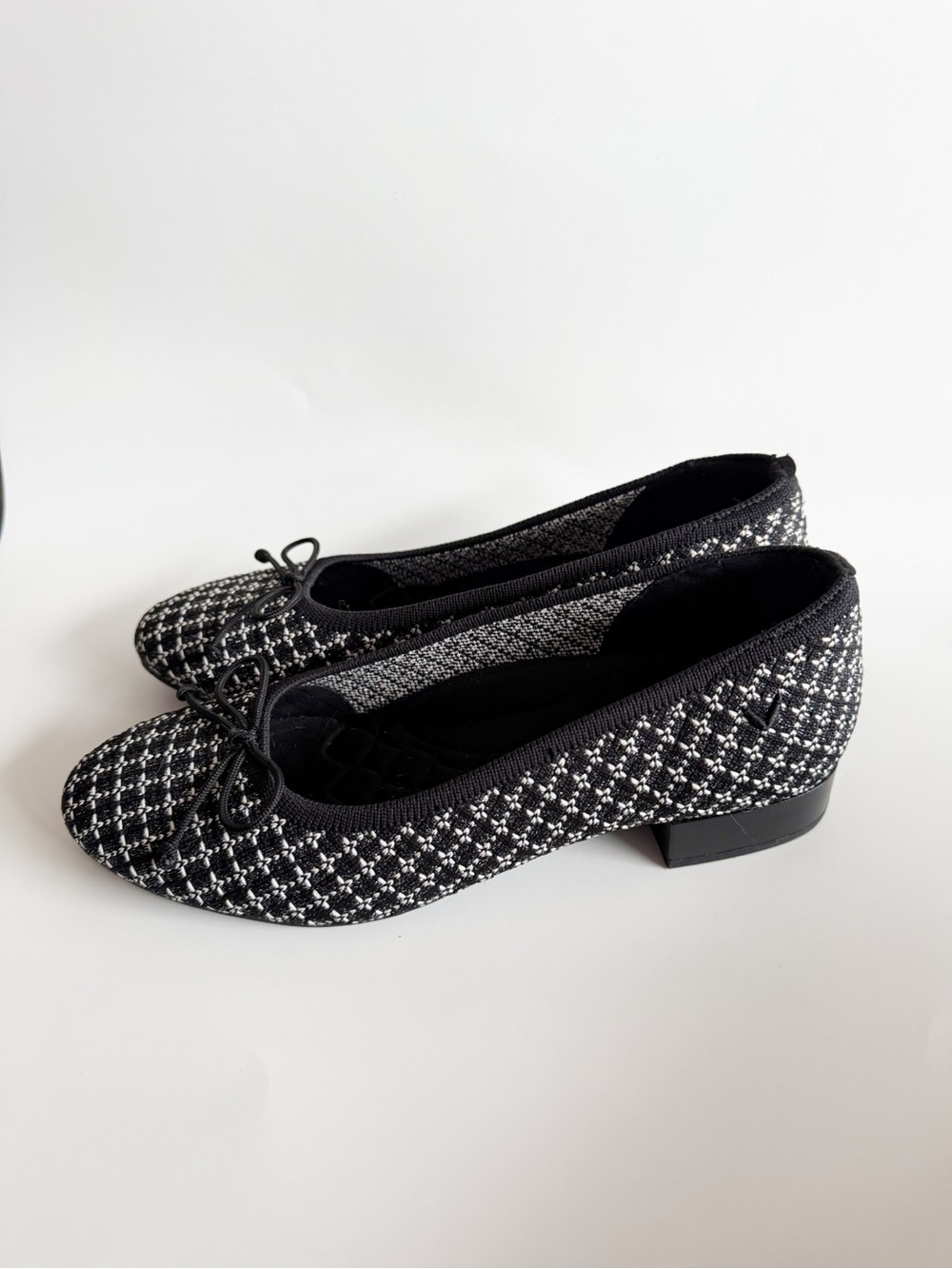 Vivaia Bianca Round Toe Bow Tie Low Block Heels Size 40 - Picture 6 of 7